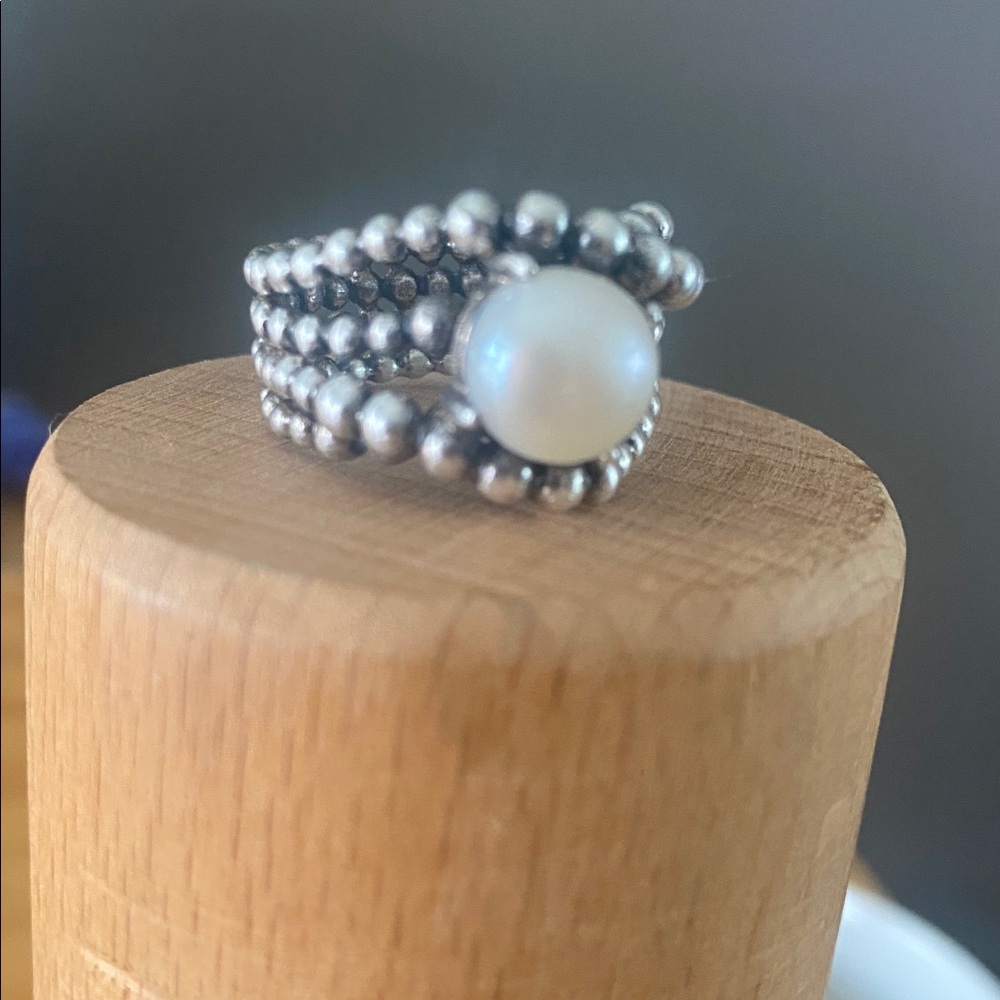 Michael Dawkins Pearl Ring size 8